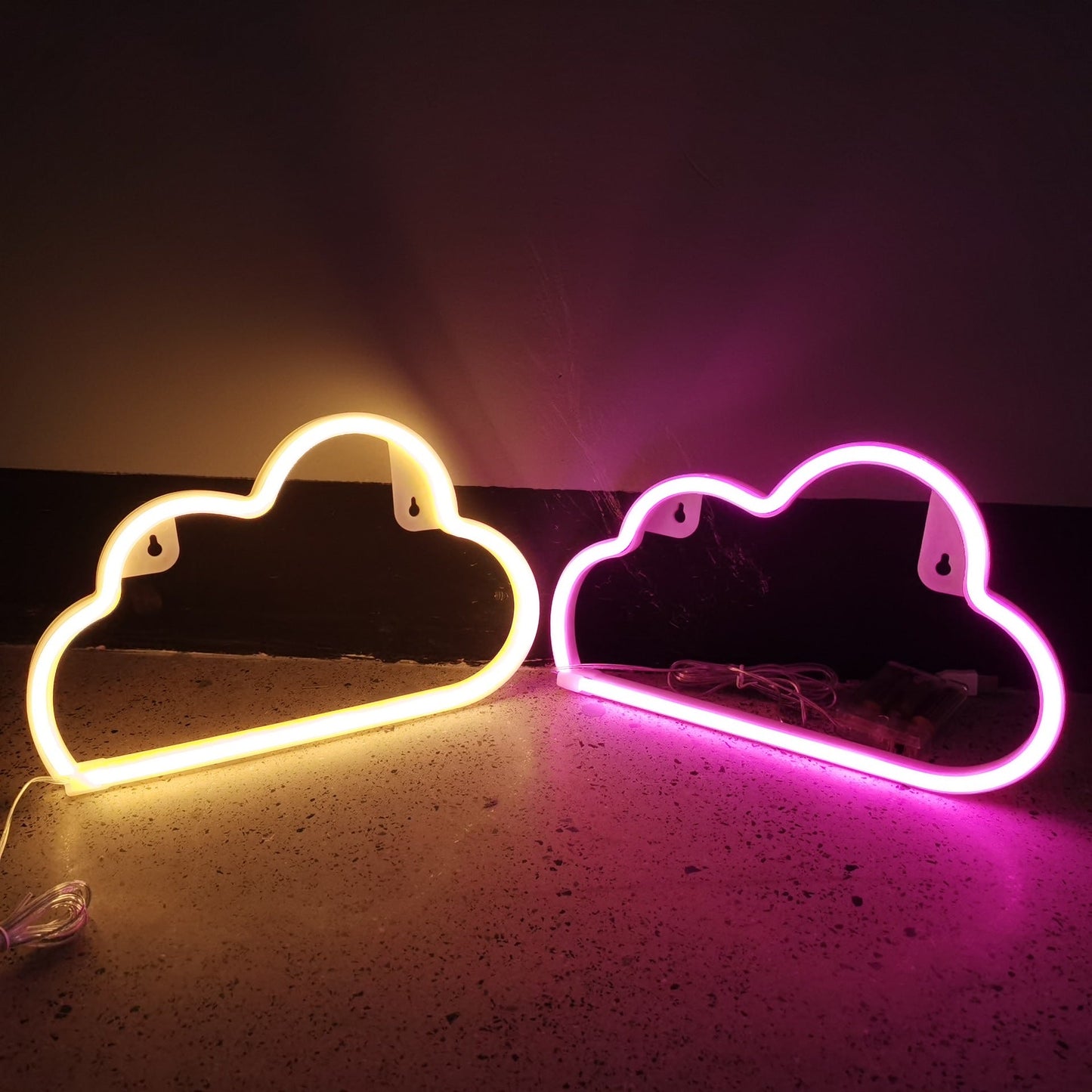 Neon Cloud Desk Light